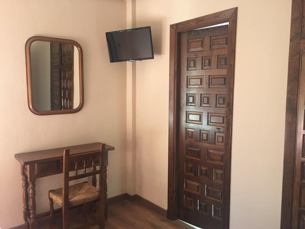 Hostal Argentino مْبيخار المظهر الخارجي الصورة