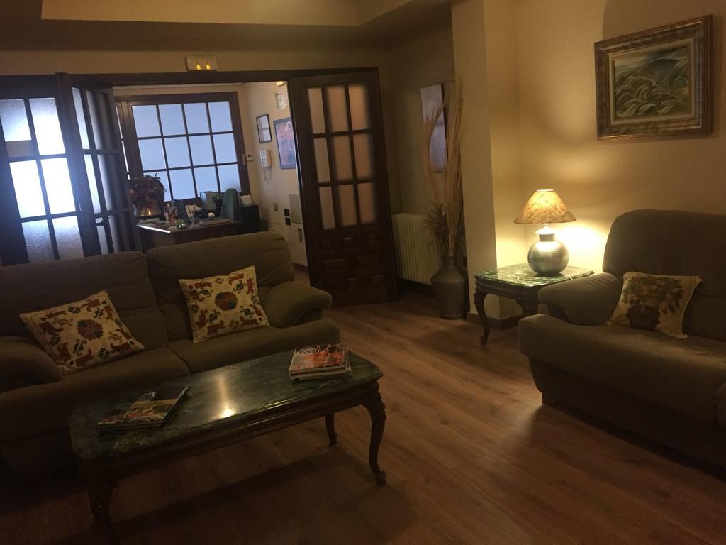 Hostal Argentino مْبيخار المظهر الخارجي الصورة