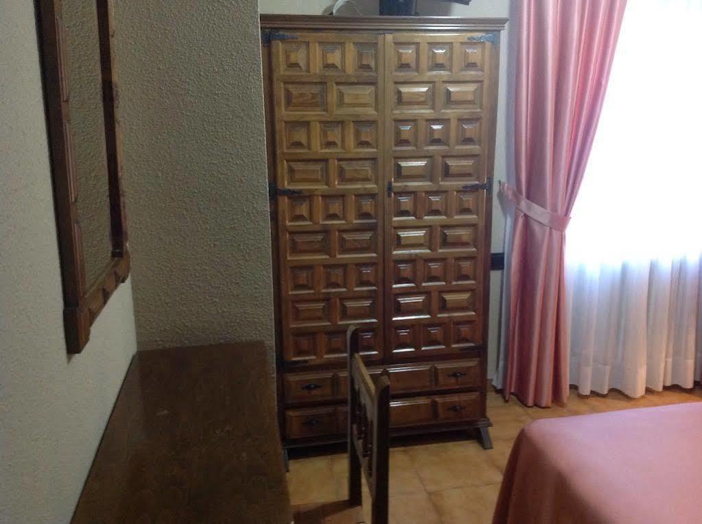 Hostal Argentino مْبيخار المظهر الخارجي الصورة