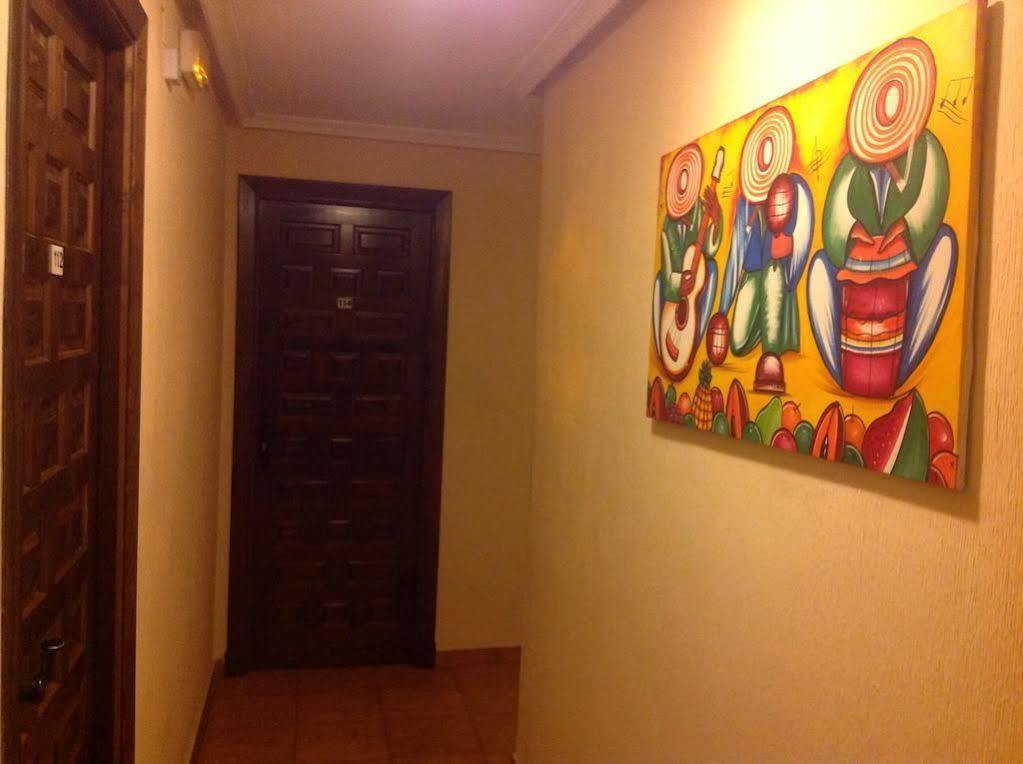 Hostal Argentino مْبيخار المظهر الخارجي الصورة